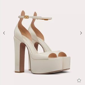 Valentino Garavani Tan-Go platform (size 38)
